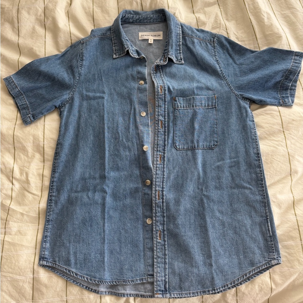 Aritzia denim forum short sleeve tee